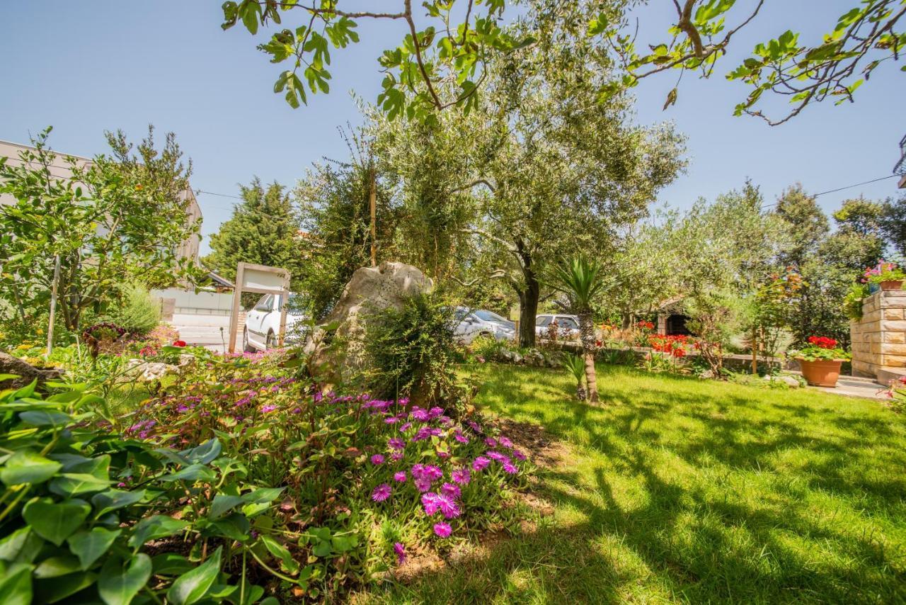 Apartments And Rooms By The Sea Vrsi - Mulo, Zadar - 5848 Luaran gambar