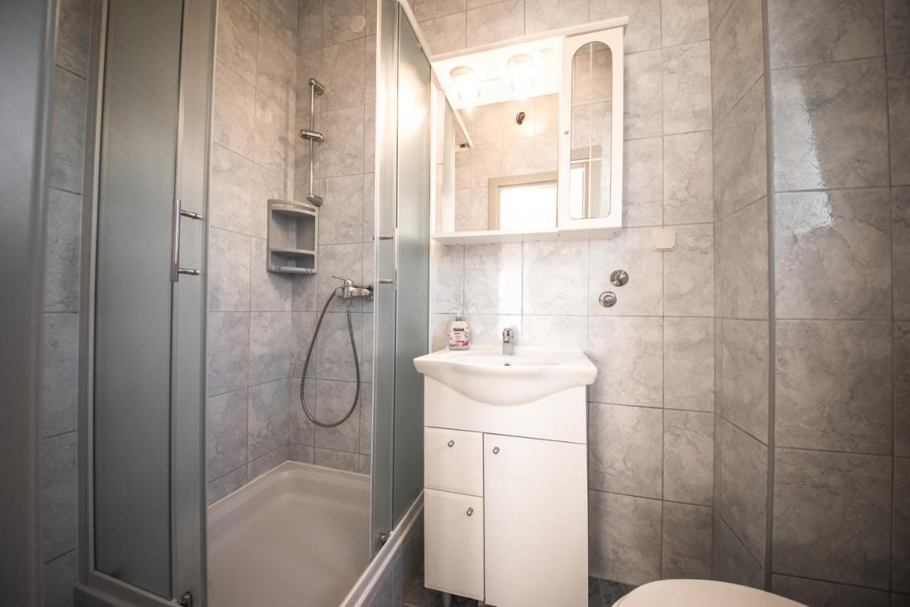 Apartments And Rooms By The Sea Vrsi - Mulo, Zadar - 5848 Luaran gambar