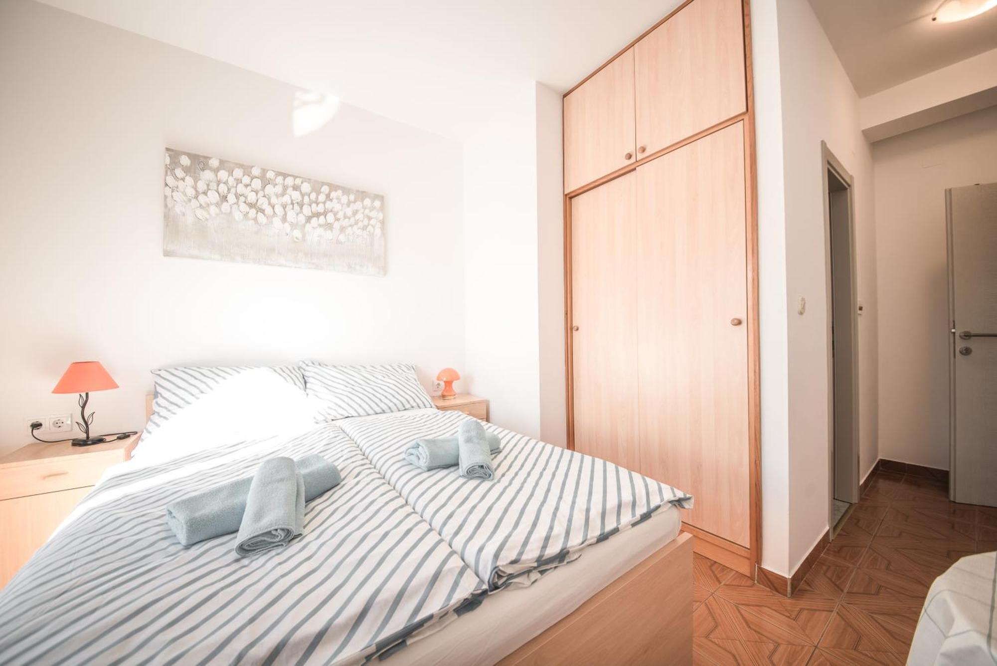 Apartments And Rooms By The Sea Vrsi - Mulo, Zadar - 5848 Bilik gambar